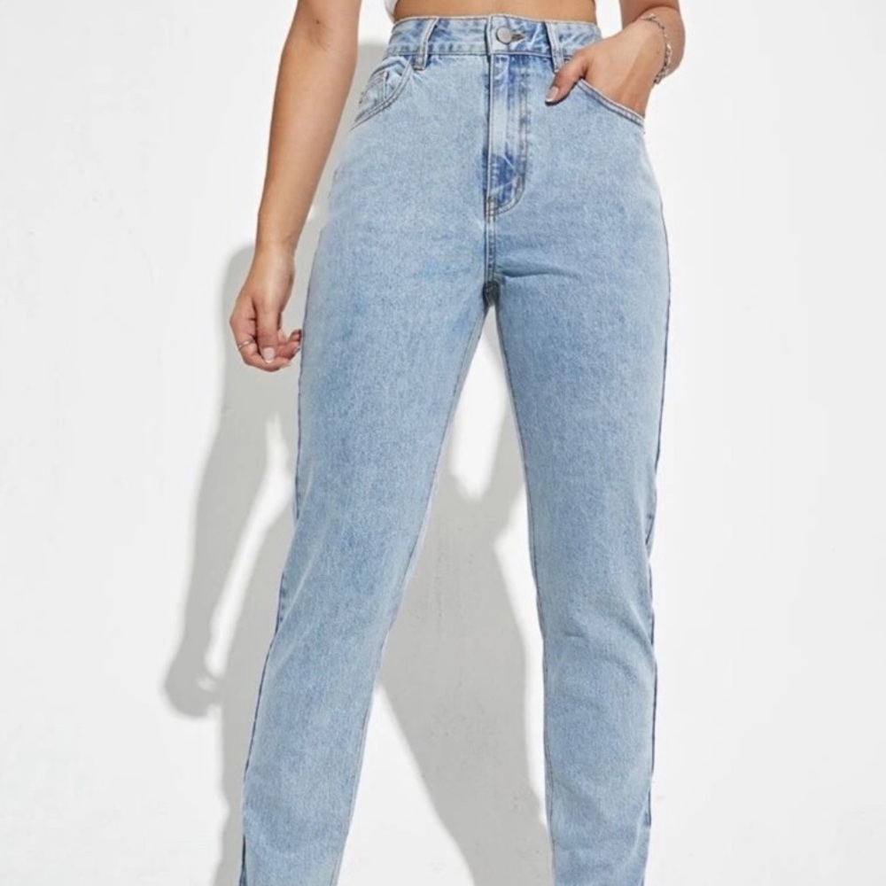 SHEIN Mom light wash jean